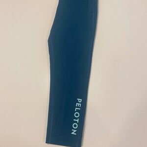 Peloton Cadent Workout Cropped Legging